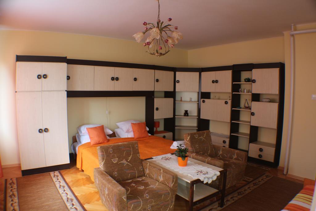 Altan Apartments Héviz Zewnętrze zdjęcie